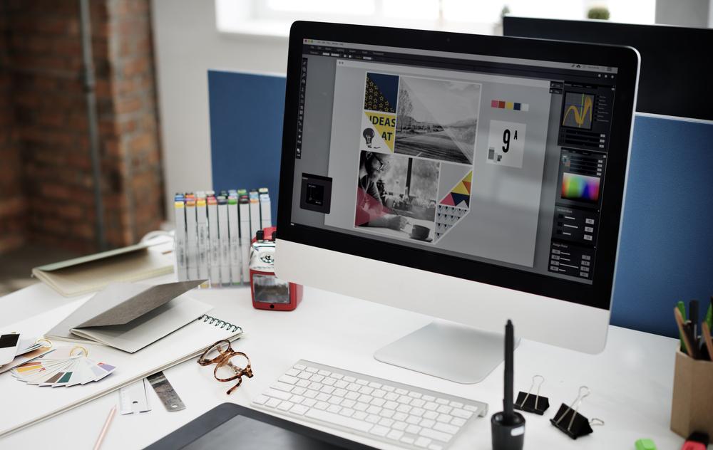 Graphic designer for professional printing 