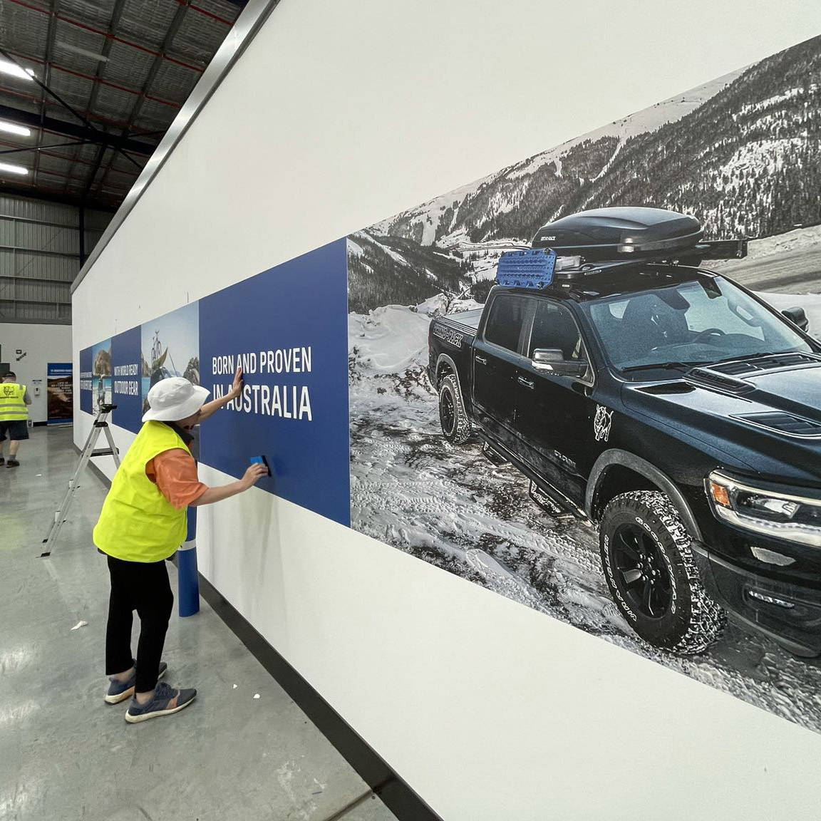 高粘度背胶墙纸