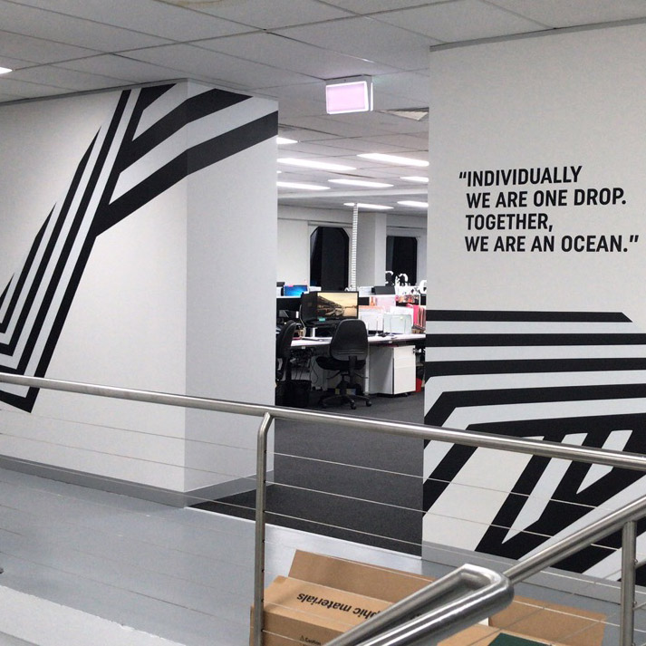 高粘度背胶墙纸