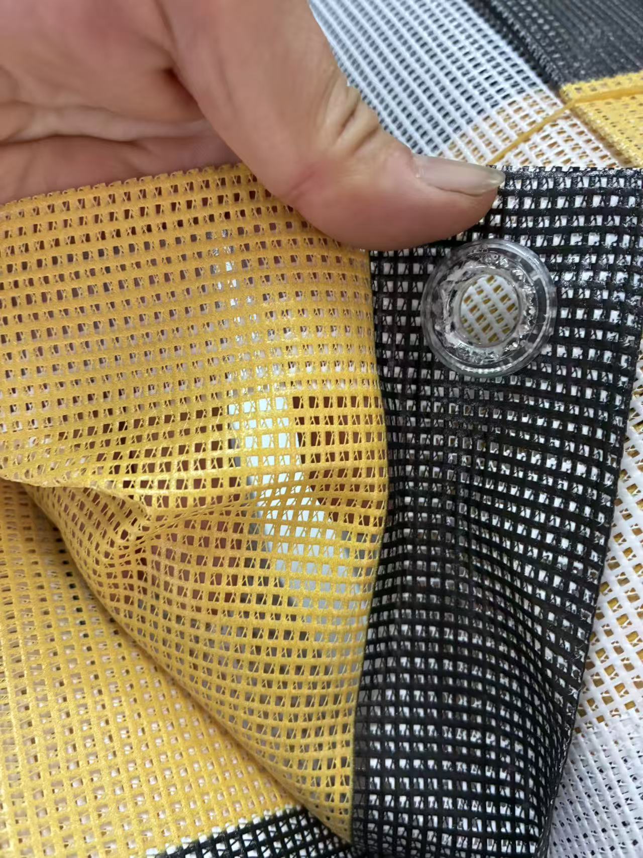 mesh banner