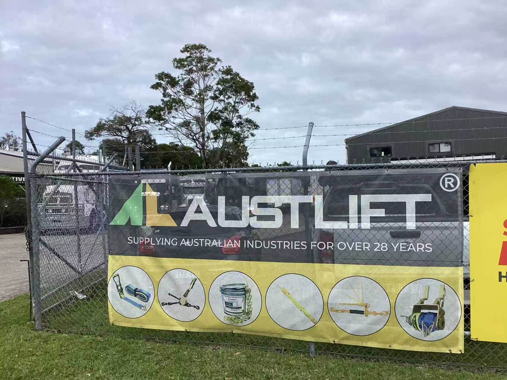 Mesh banner panels (2.4&4.8M width) 1