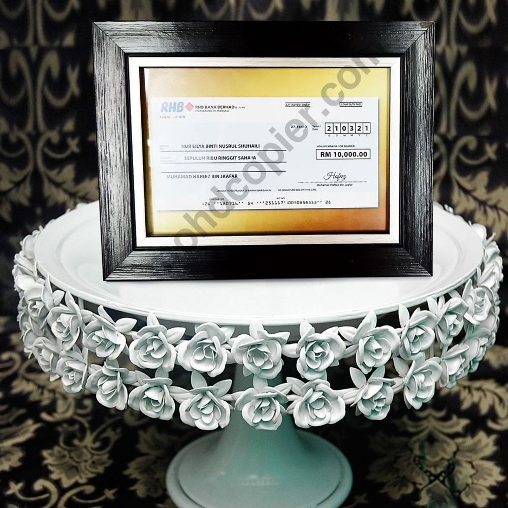 Replika Cek Hantaran Berbingkai 6