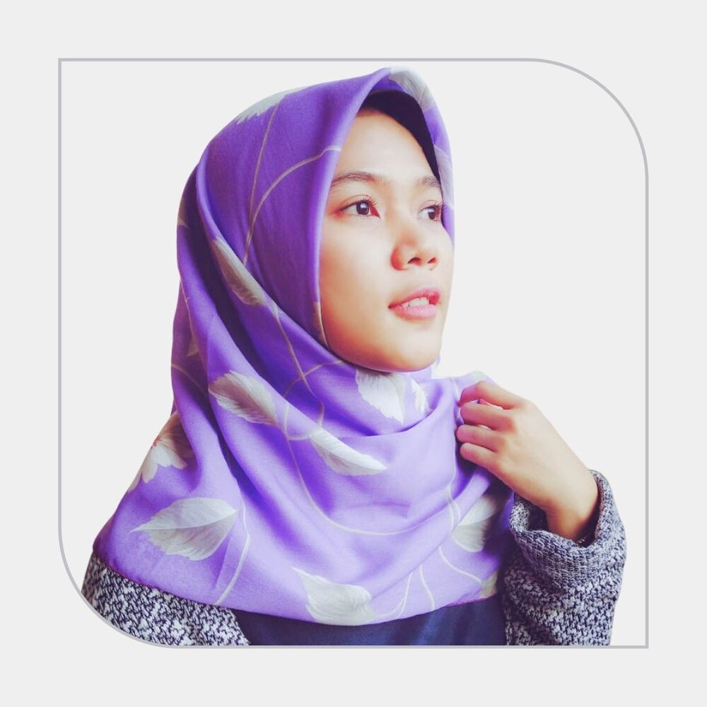 Square Hijab (Custom Print) Hijab Segi Empat