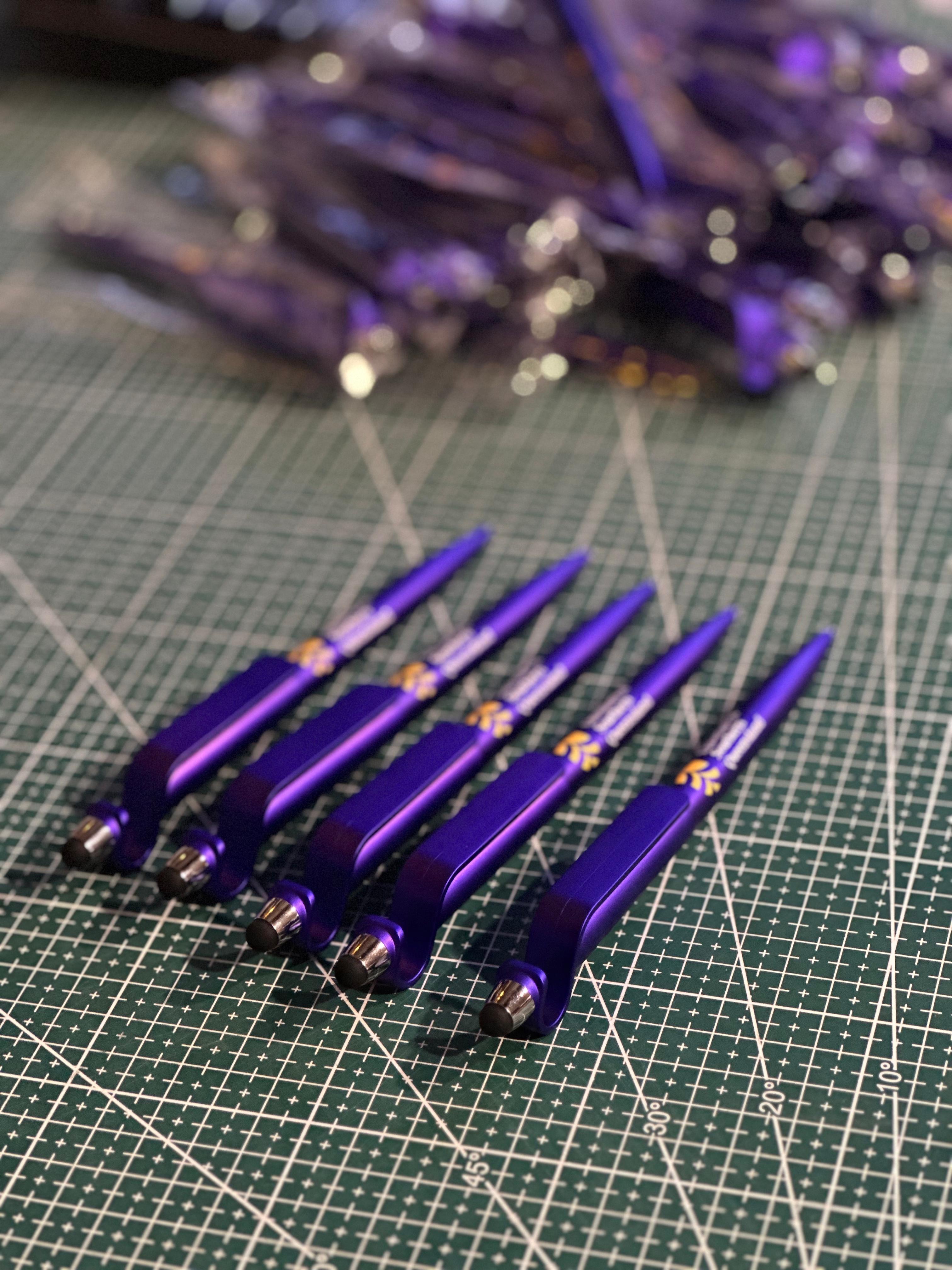 Pens - studiodisenyo
